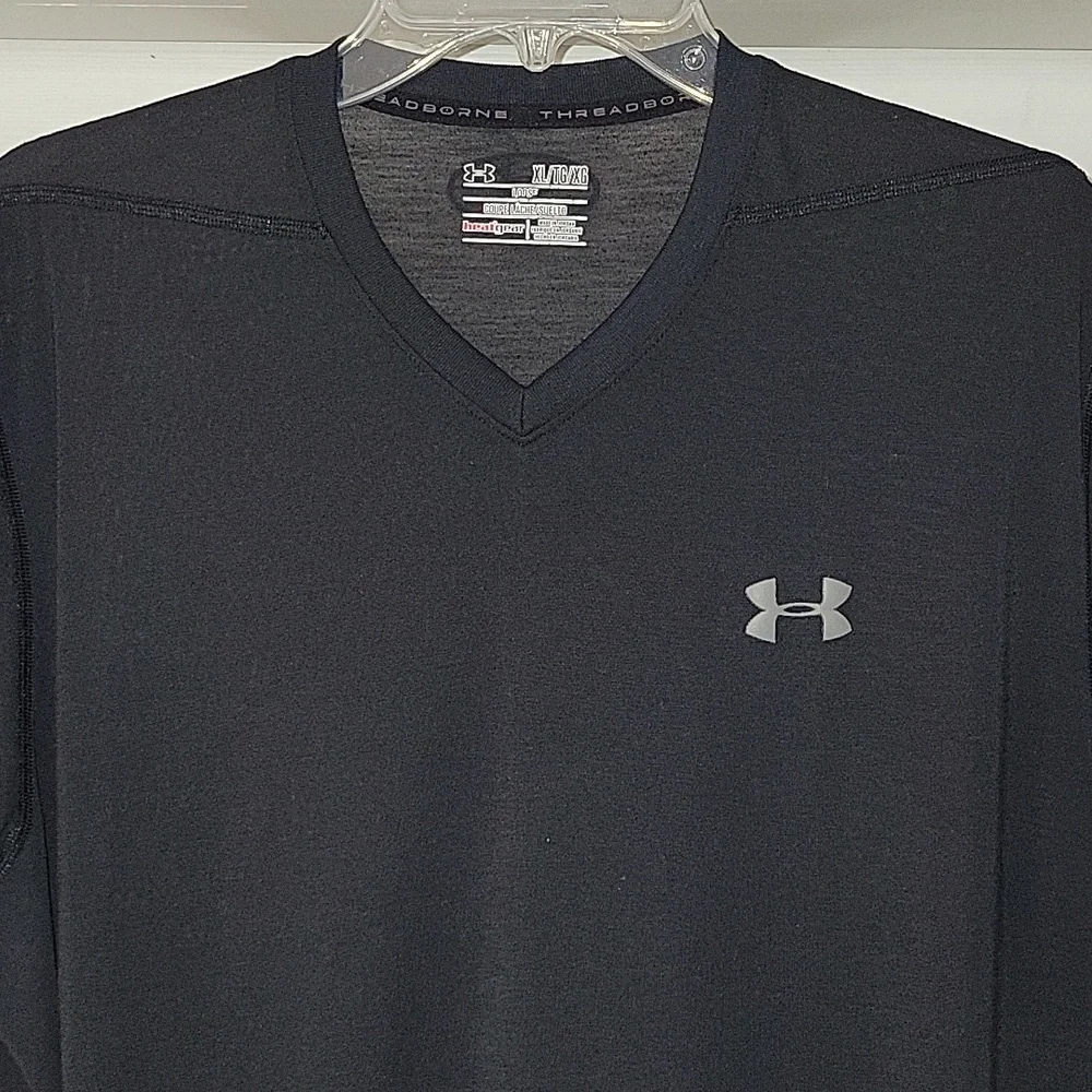 Under Armour Men's Shirt - Picture 2 of 5
